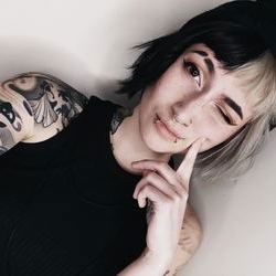 🖤 A 🖤 creator profile