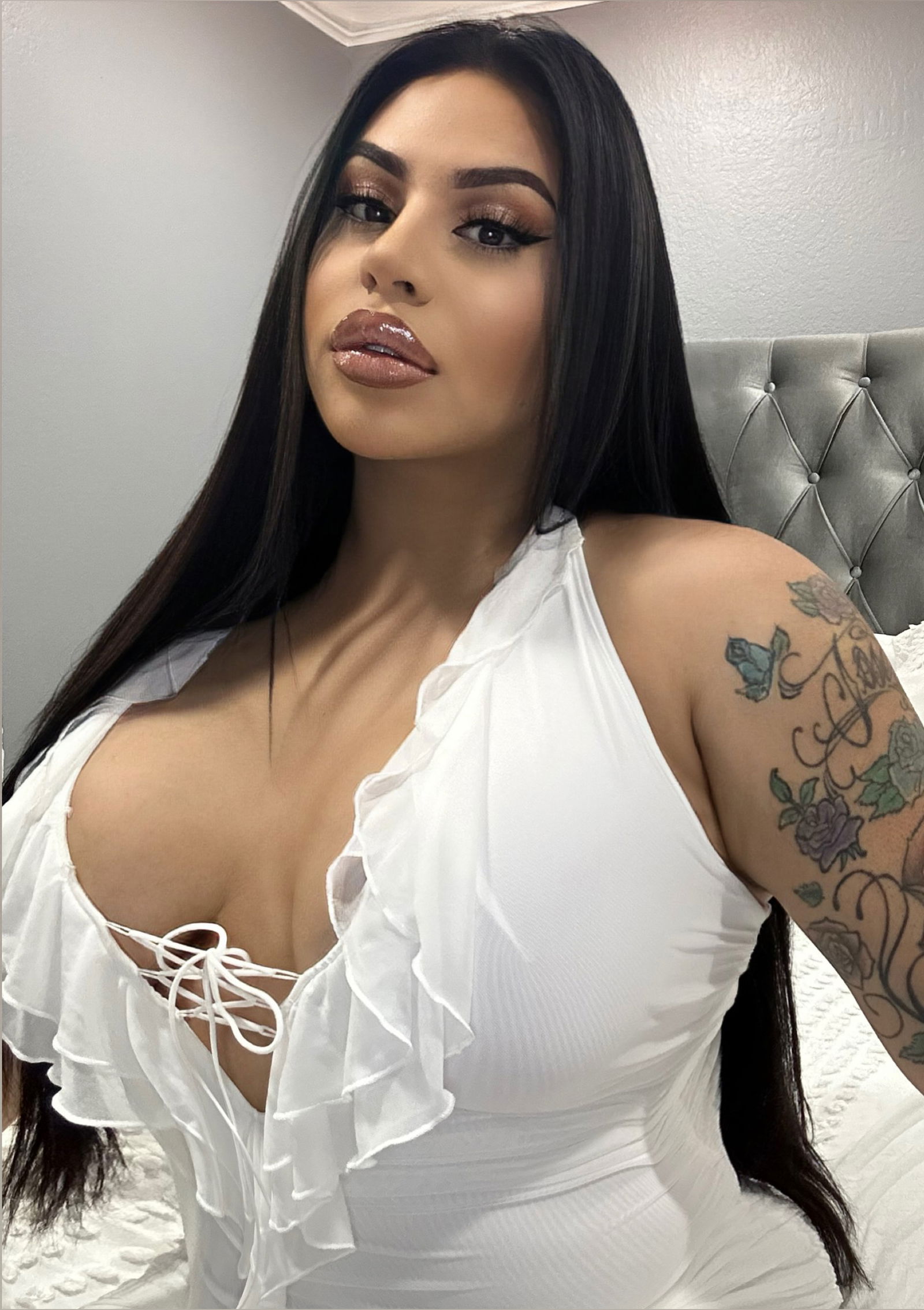 A. S Latina's avatar