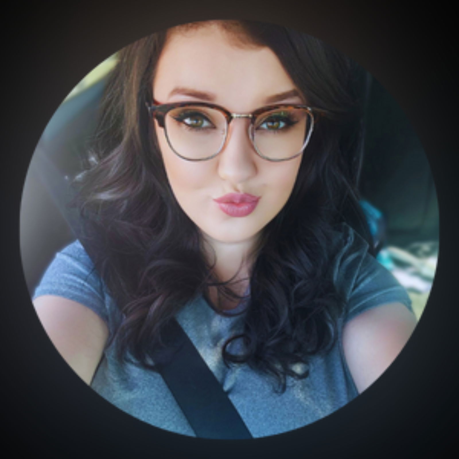 Aerie Saunders • BBW Tatted Housewife's avatar