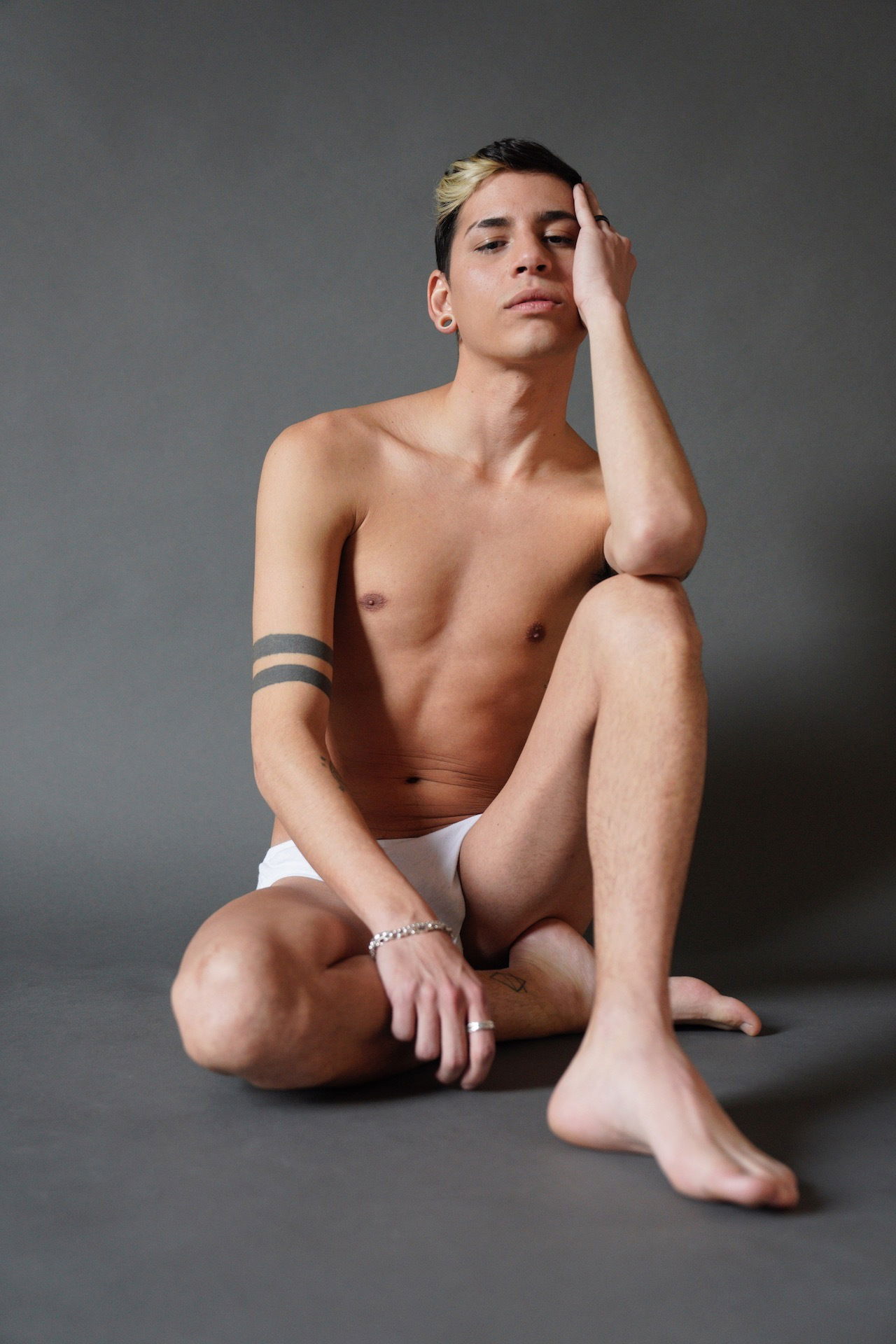 Andres (Aiden Garcia)