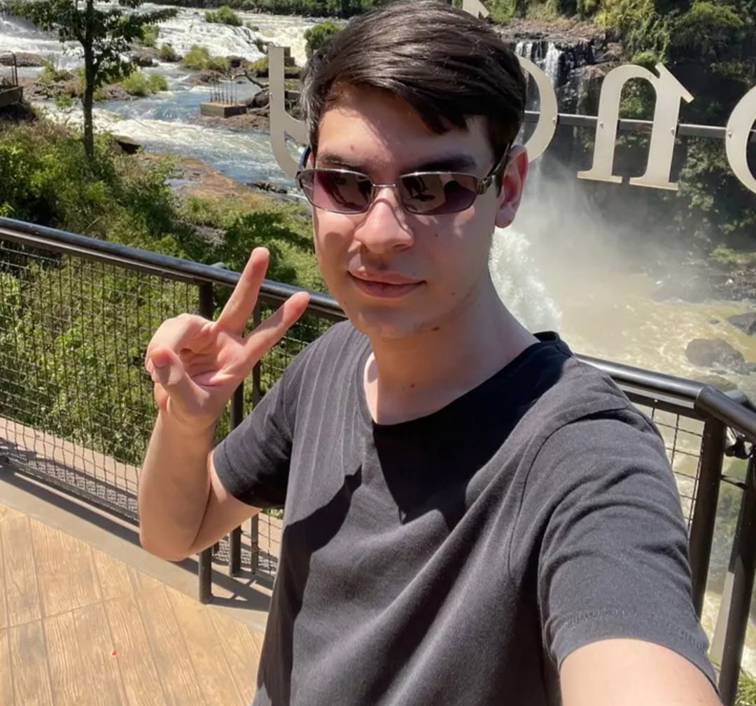 Alexander's avatar