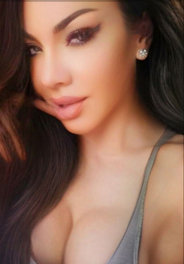 Madelaine Molina's avatar