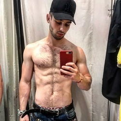 Alex Vorobey's avatar