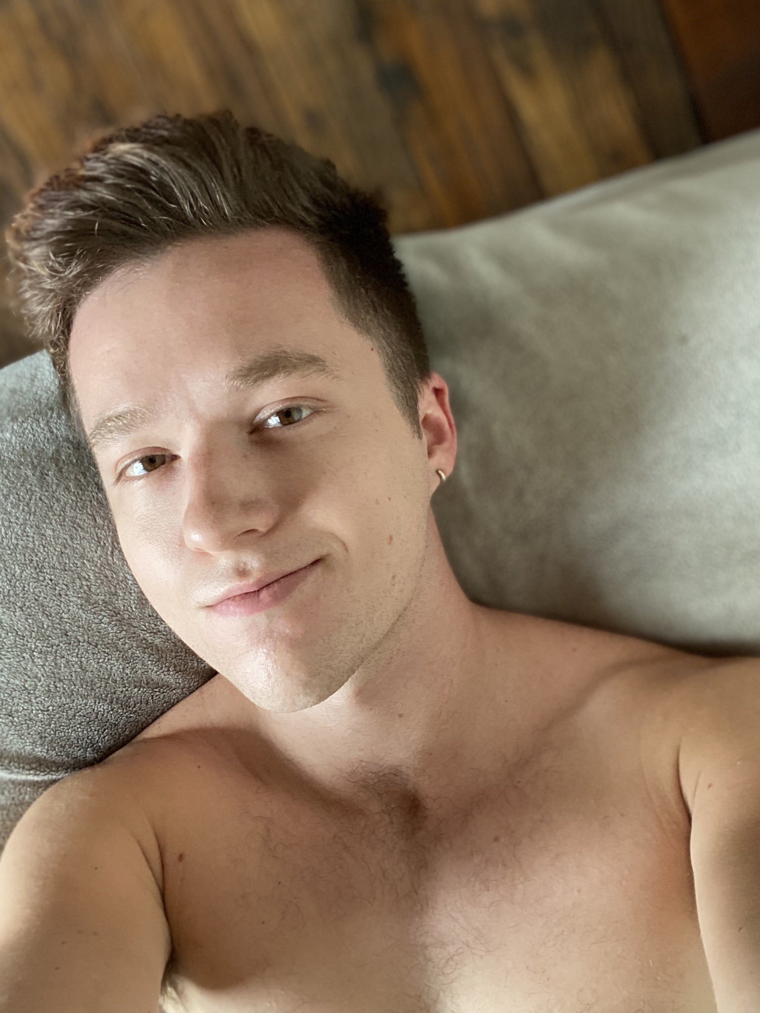 Alex Landyn's avatar