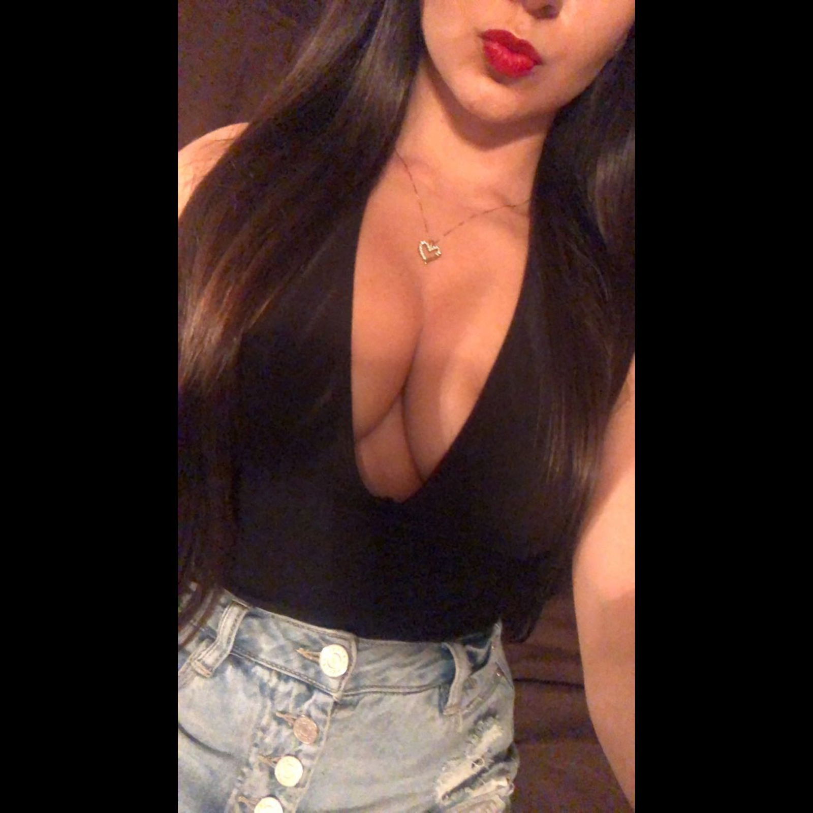Allie Peach's avatar