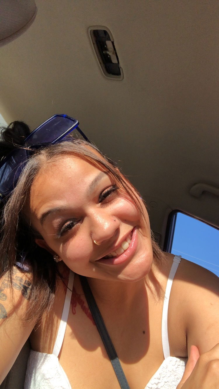 Katrina Reyes Andrews's avatar