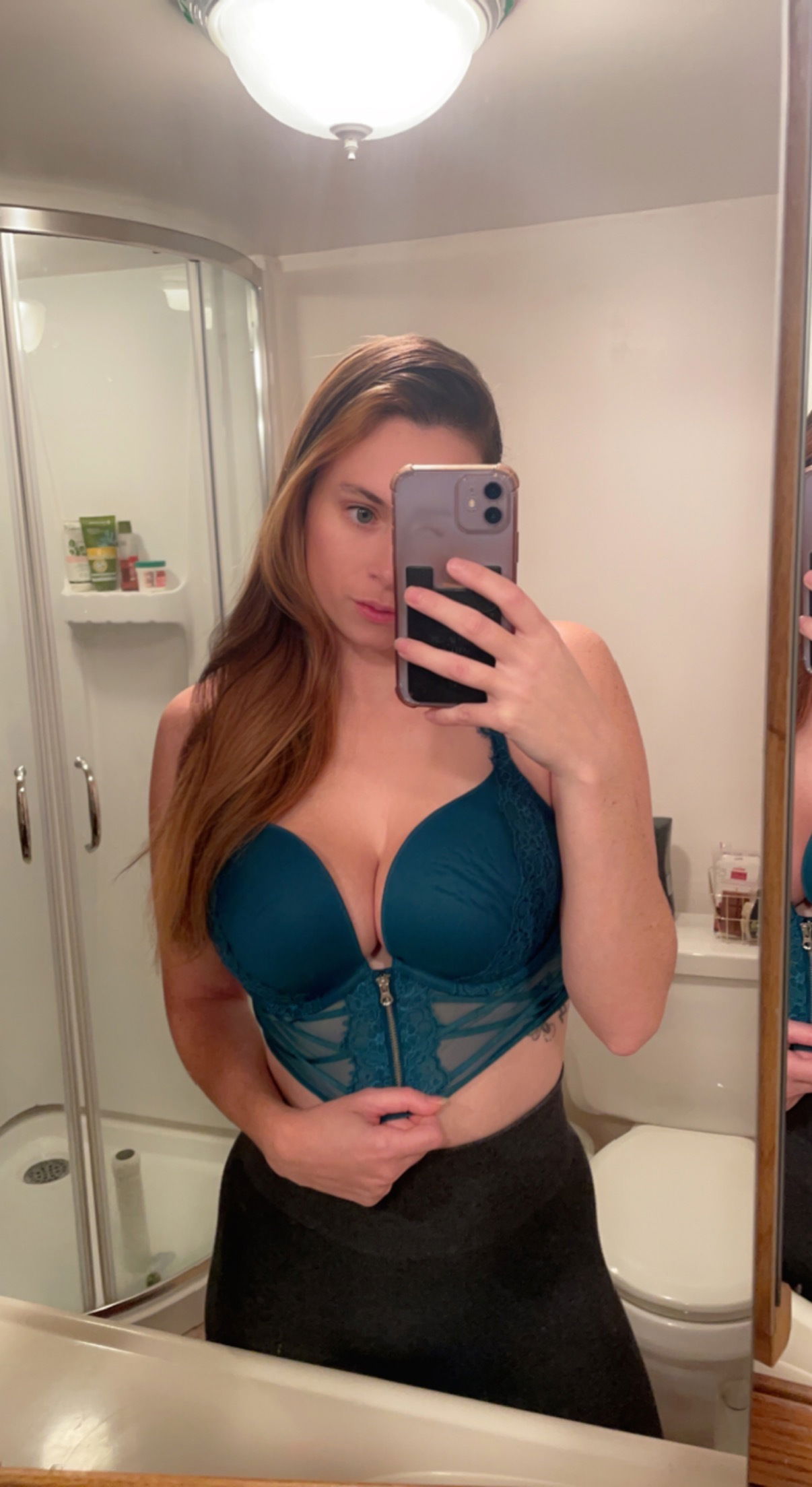 Scarlett Huxley's avatar
