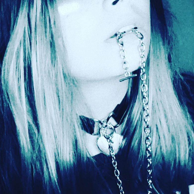 Amber Bunny's avatar