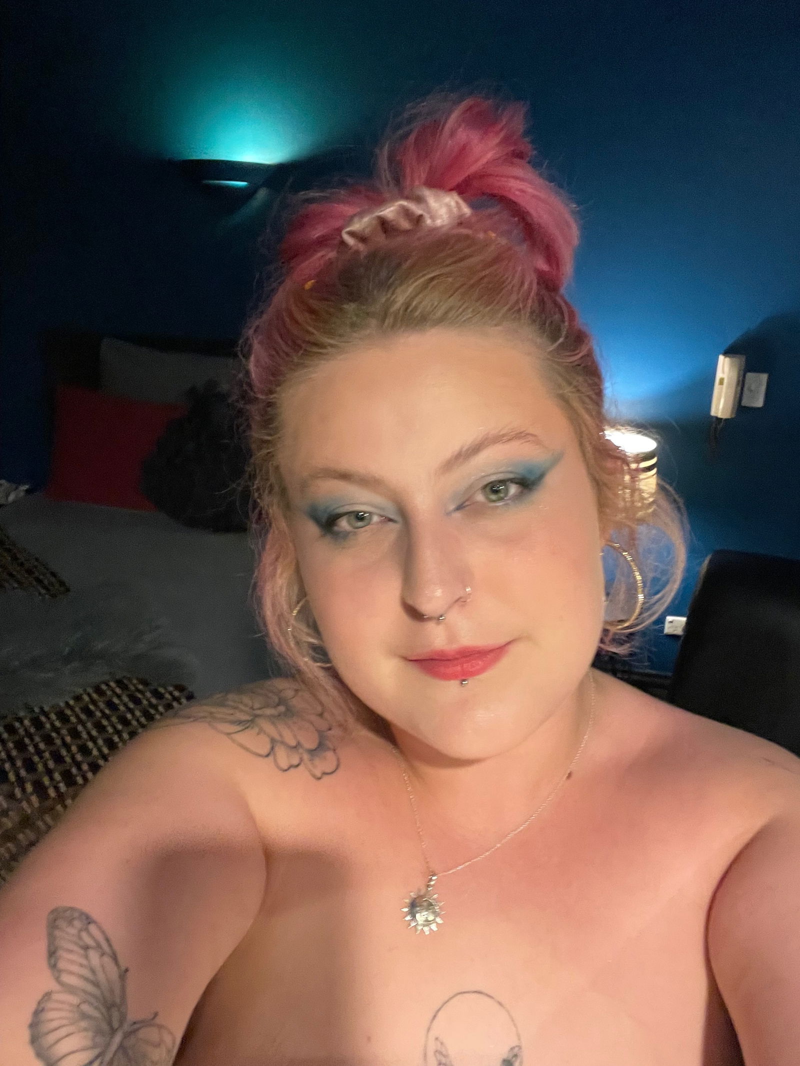 amber emily <3's avatar