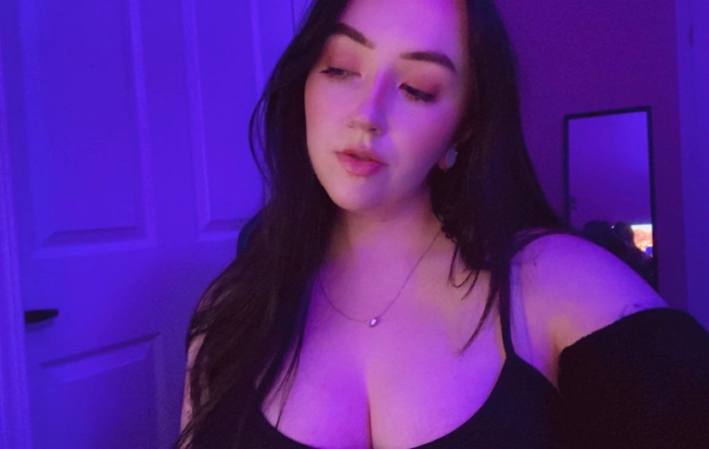 Goddess Amanda ☀️'s avatar
