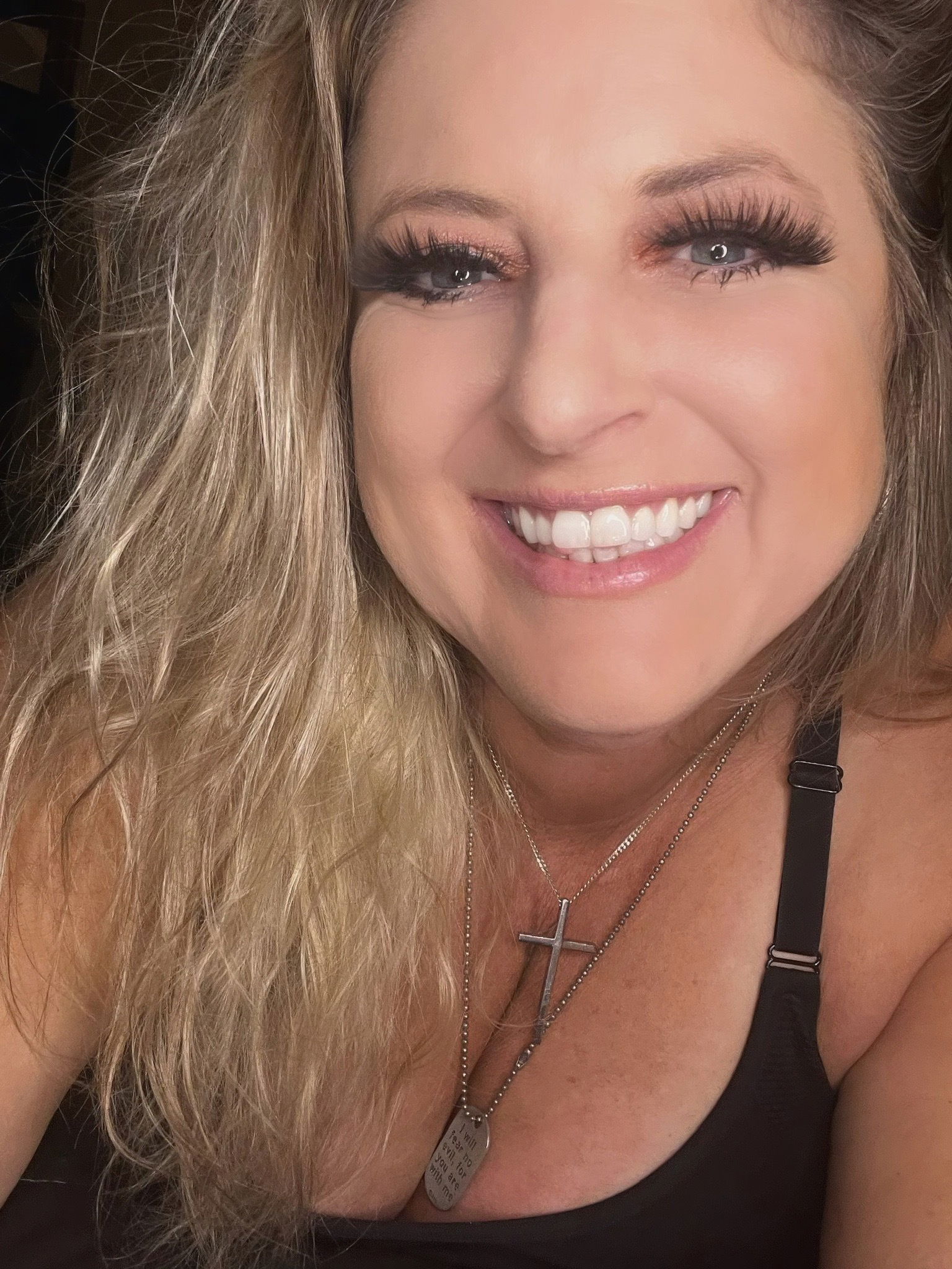 Angela Nicole's avatar