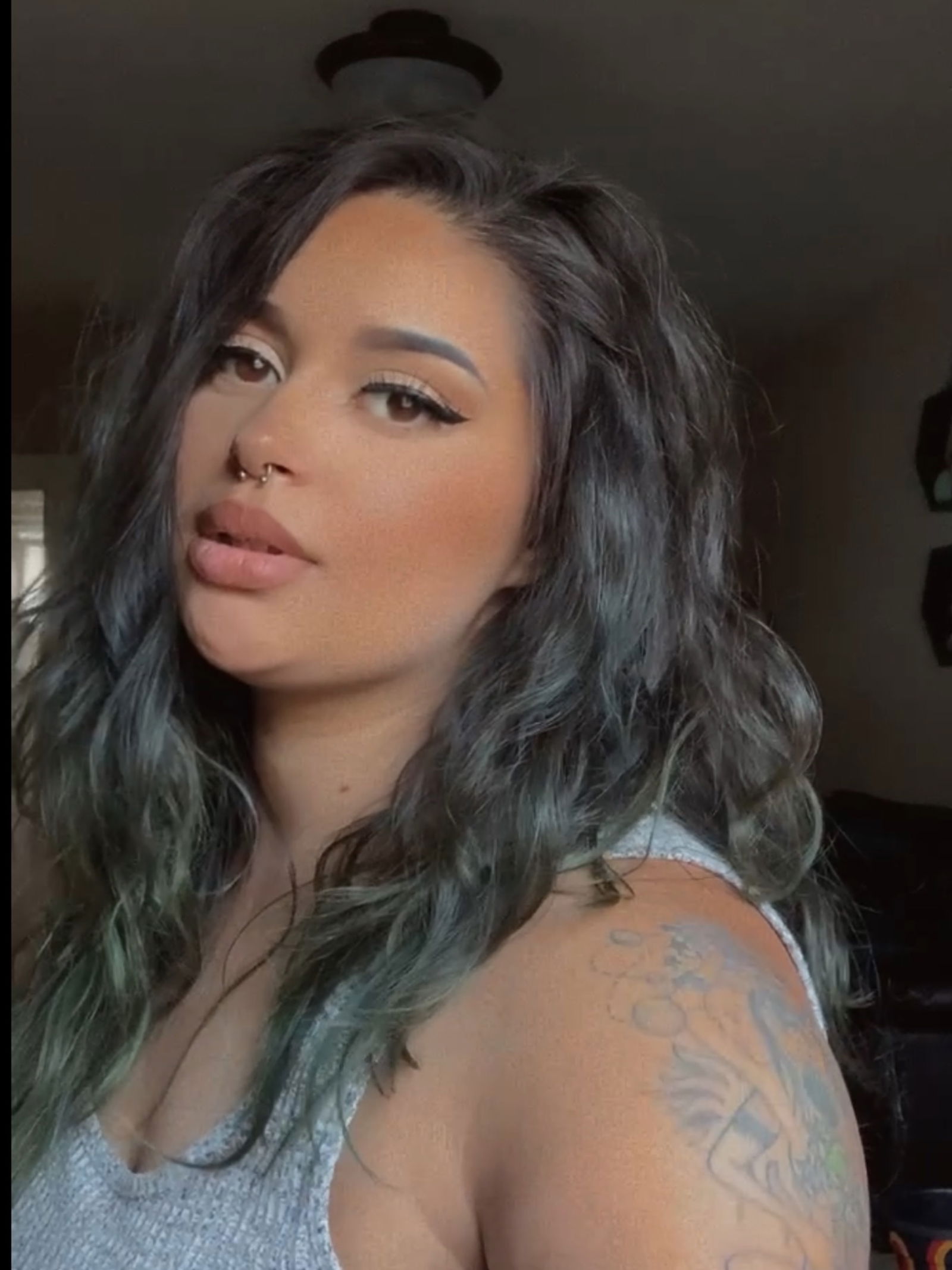 ✨🥀 𝐀𝐧𝐠𝐞𝐥𝐢𝐜𝐑𝐨𝐬𝐞 🥀✨'s avatar