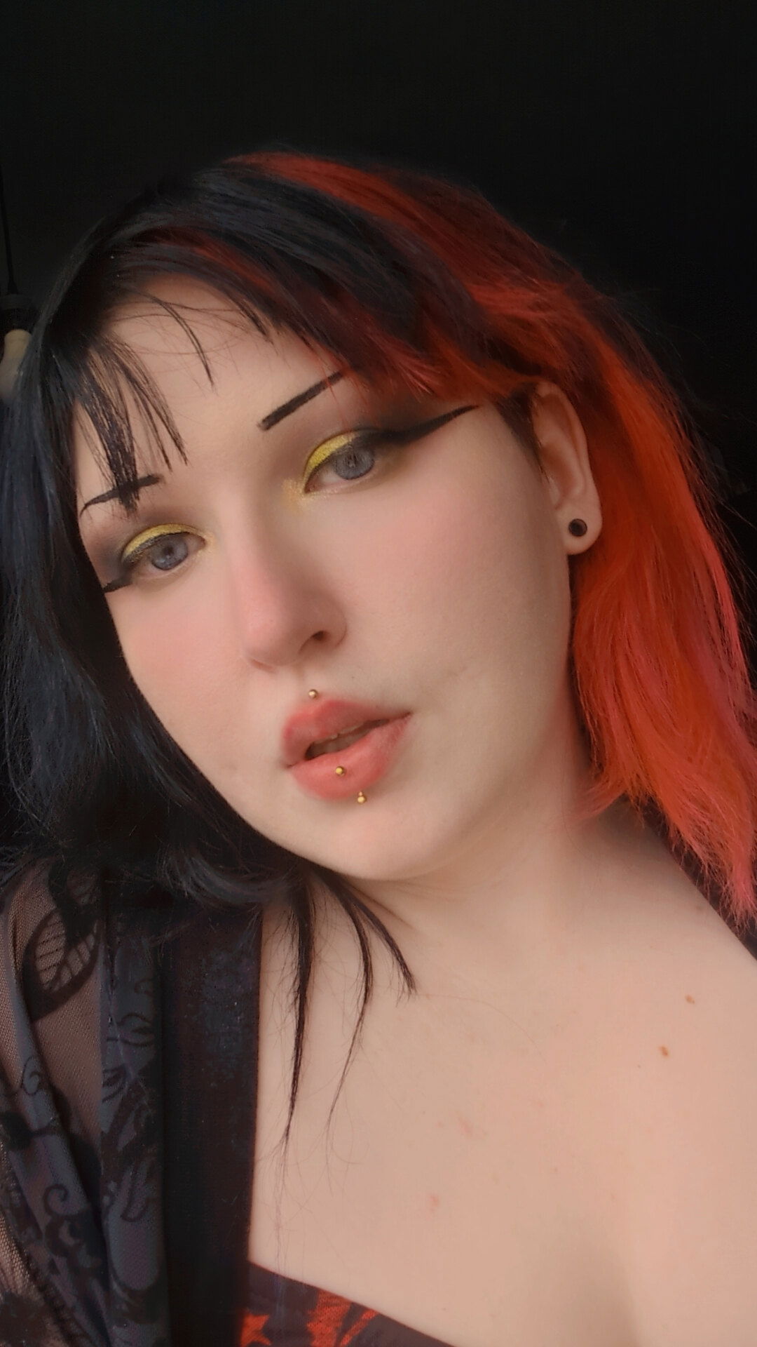 Angelic Filth's avatar