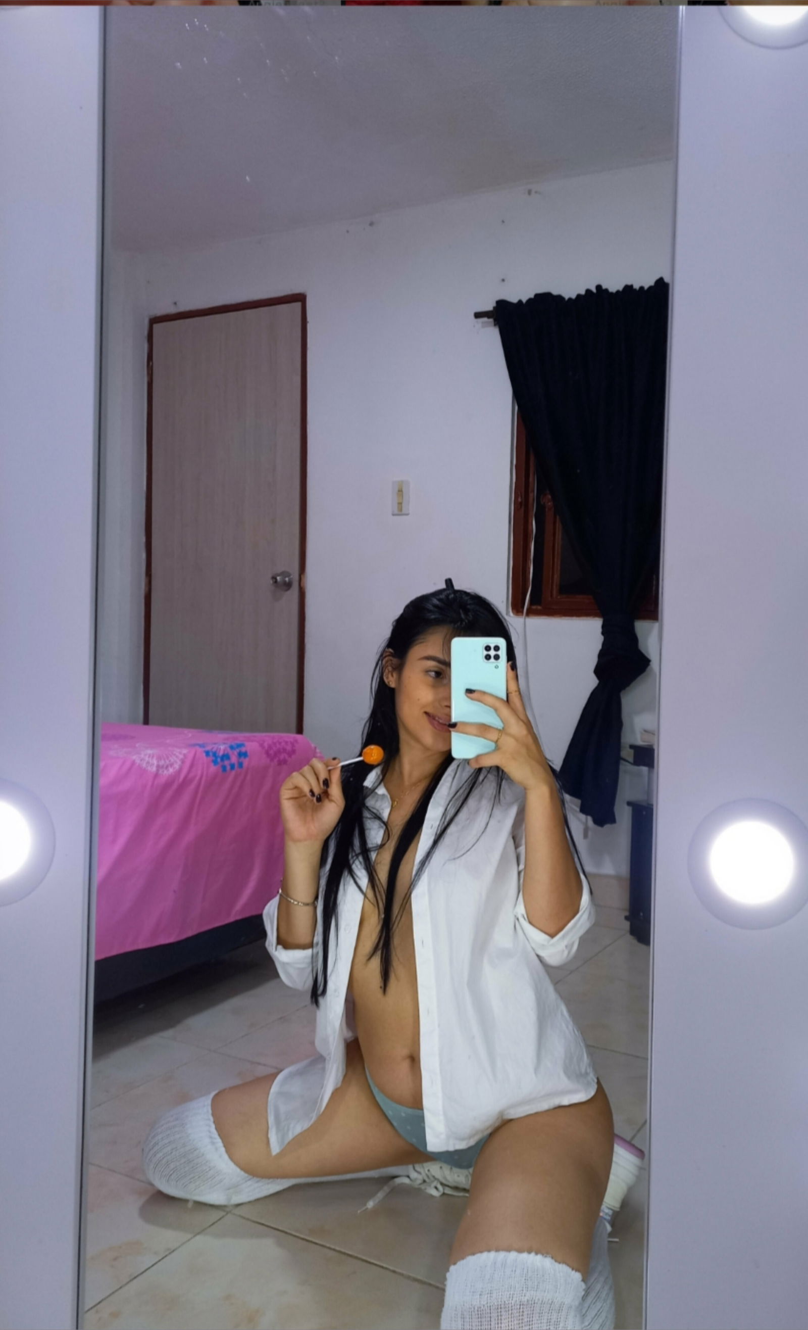 Angiee