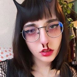 Annie Belle's avatar