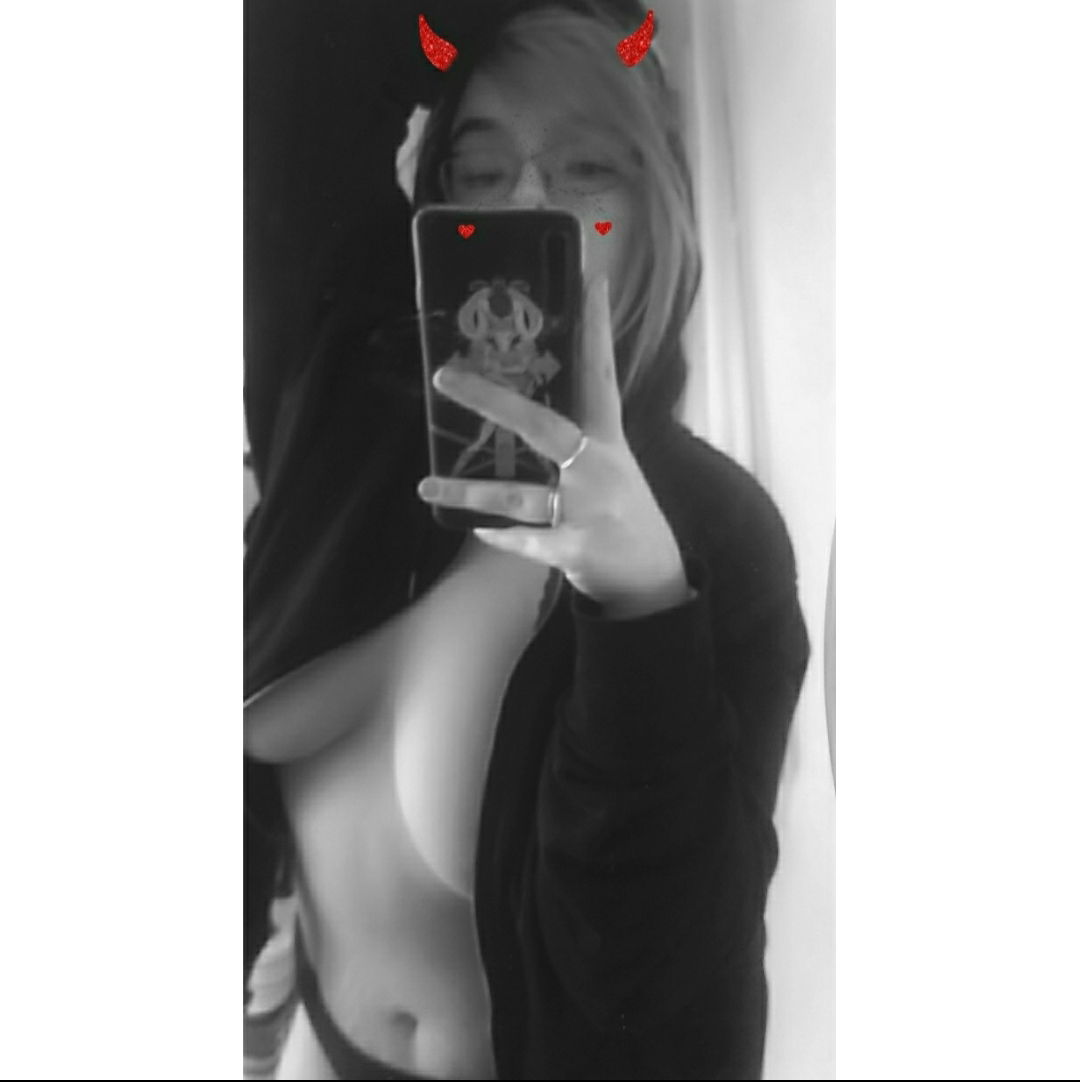Aphrodite Moon's avatar