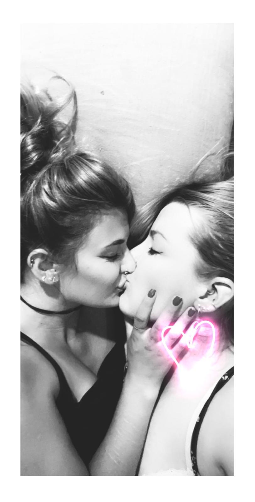 Lou &amp; El's avatar