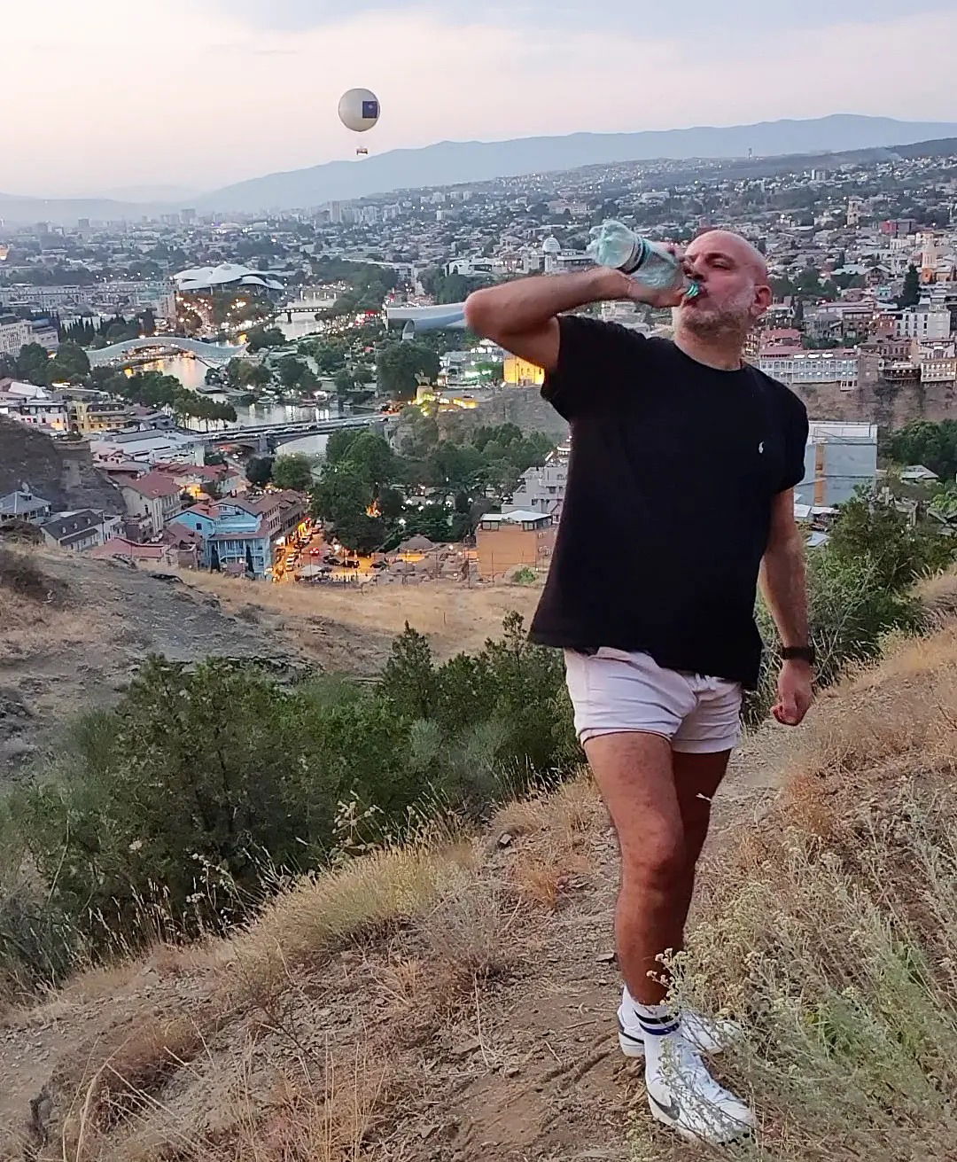 Arab dilf's avatar
