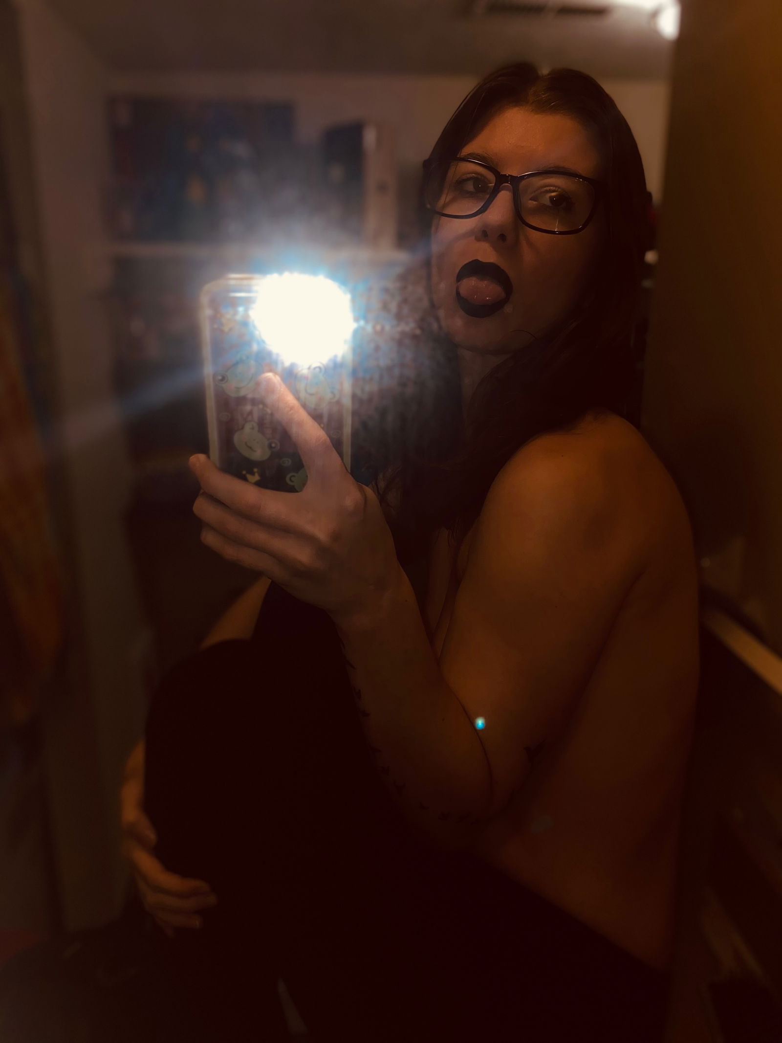 Mommy Ari's avatar