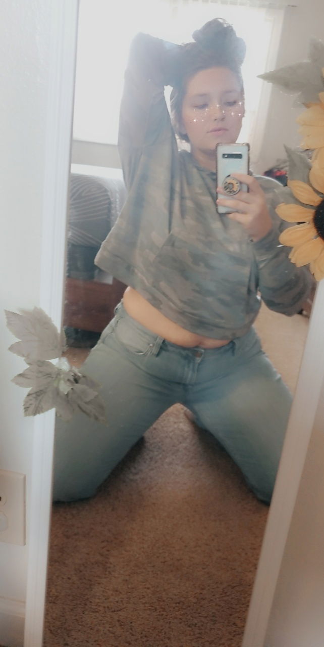 Aria Rose's avatar