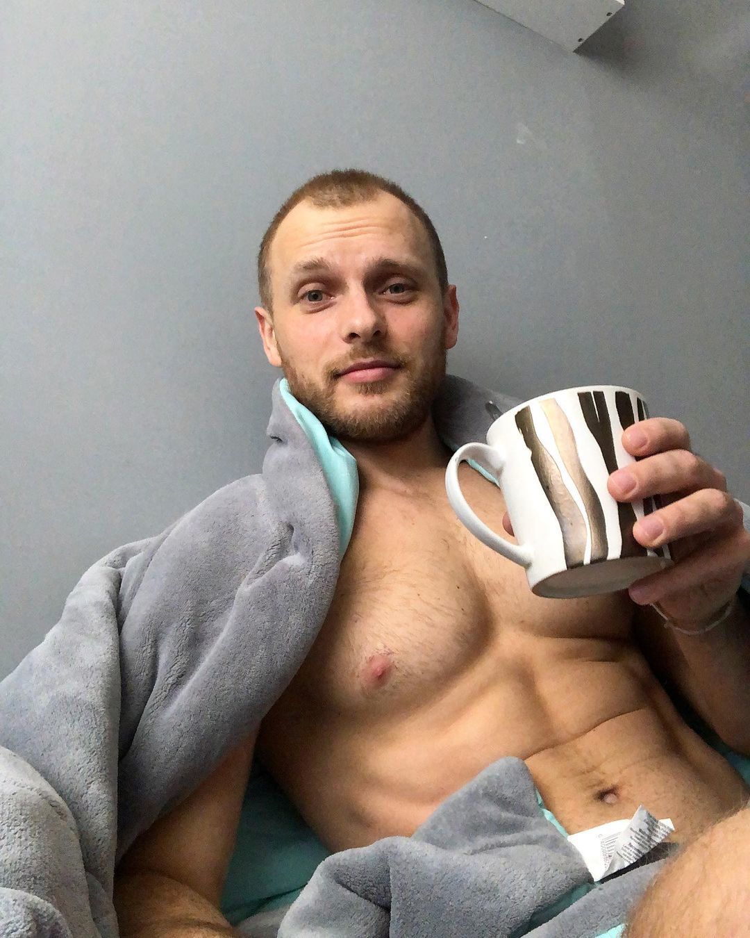 Artur Logunov's avatar