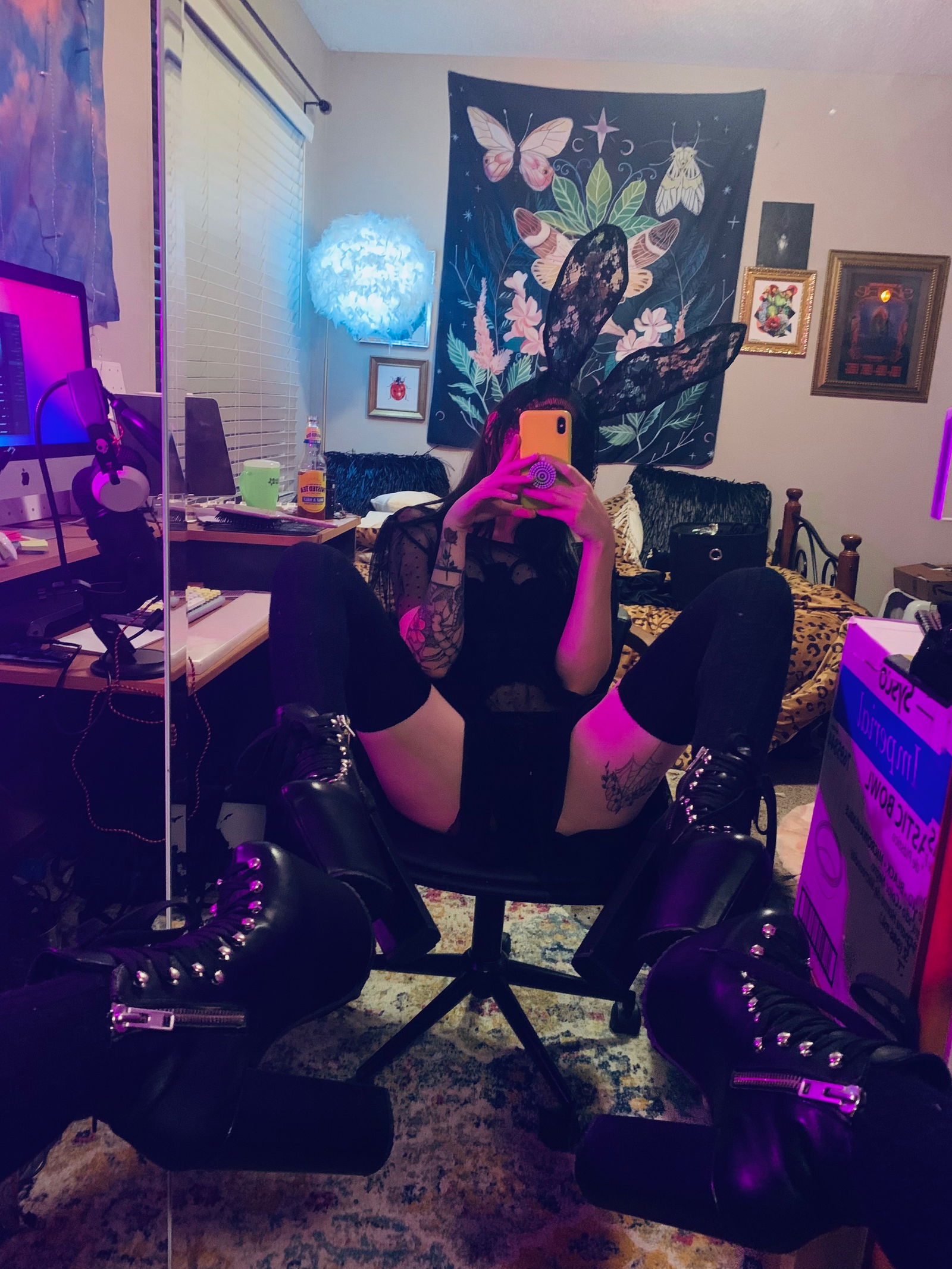 Ash-Charlotte's avatar