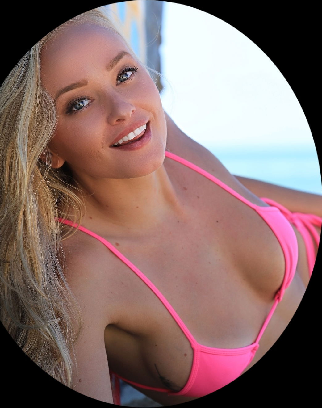 Ashley Hobbs's avatar