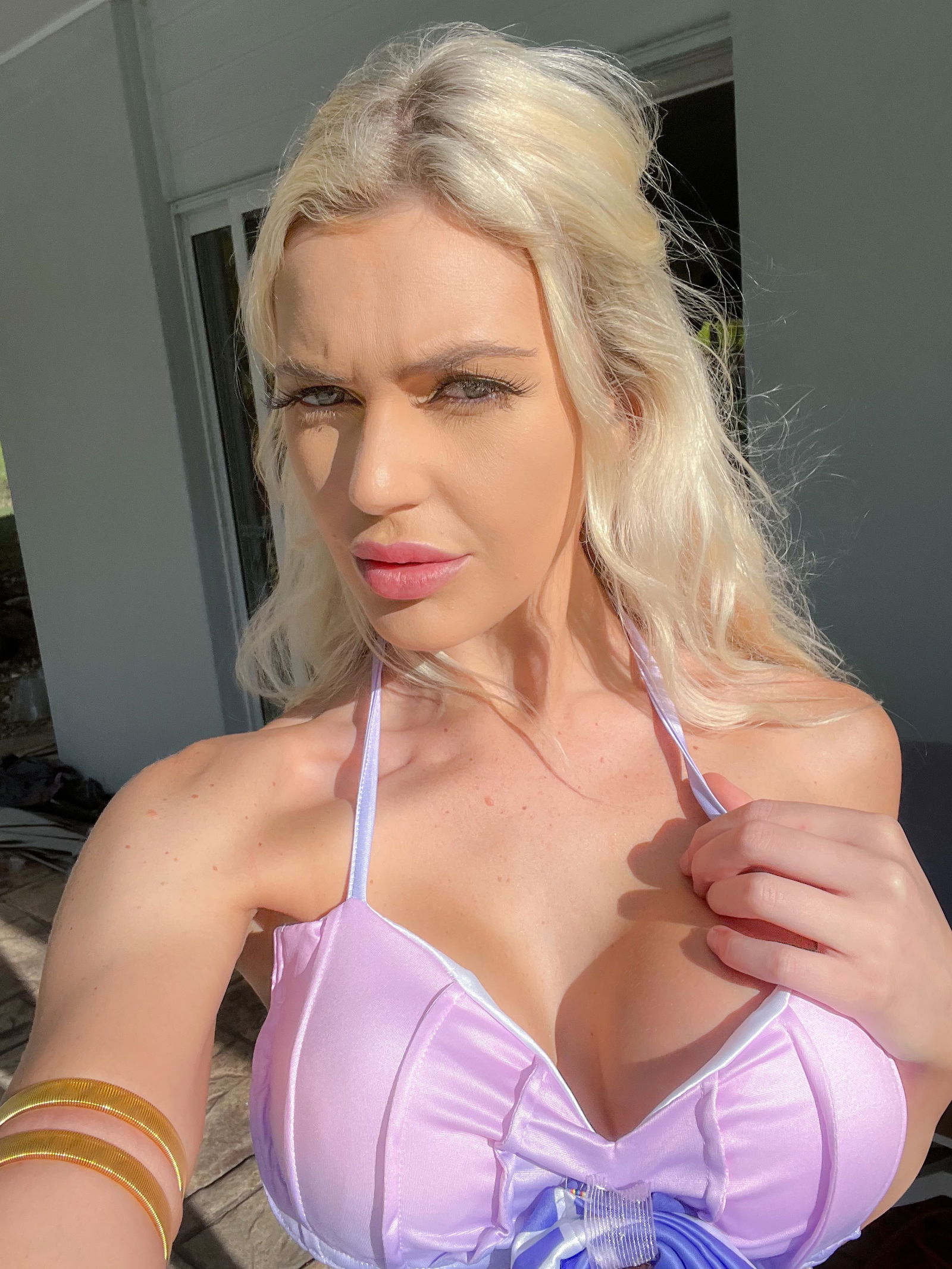 aurora angel's avatar