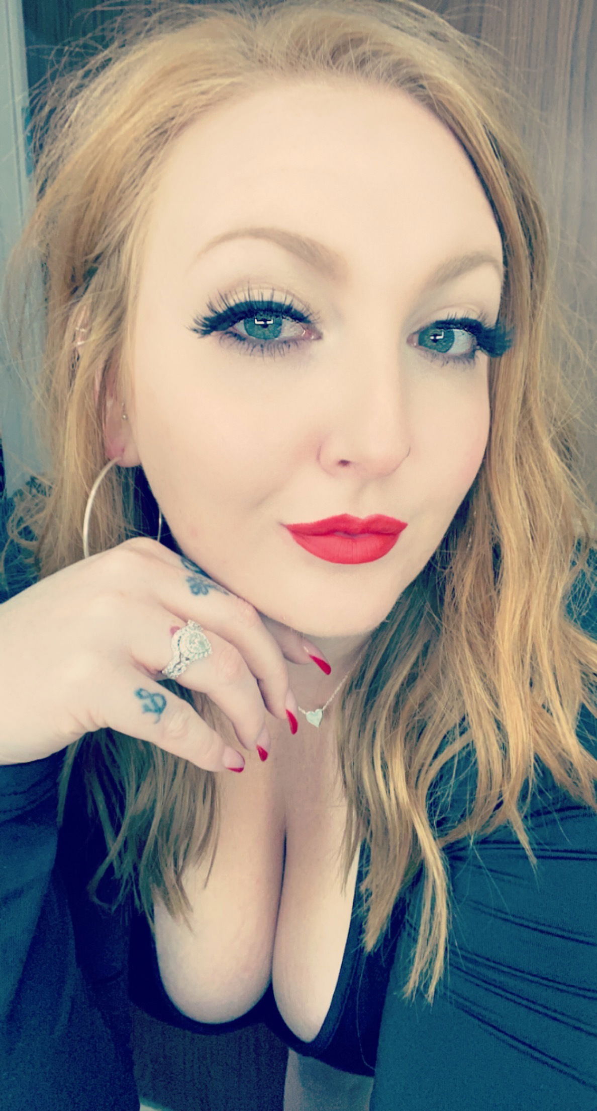 Autumn Violet's avatar