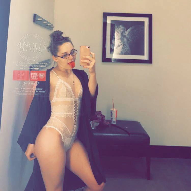 Ava Hughes's avatar