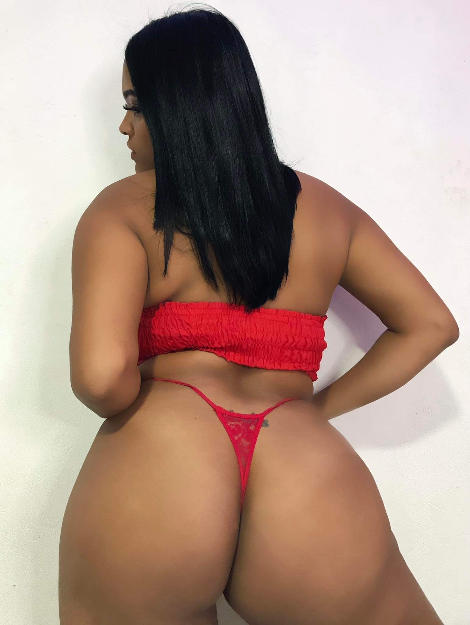 Aylin Perez's avatar