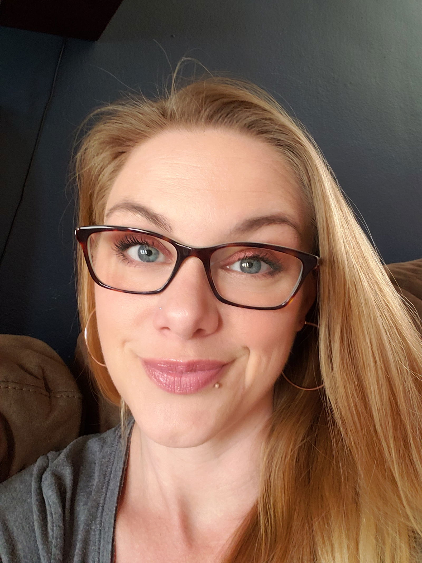 B. Renae's avatar