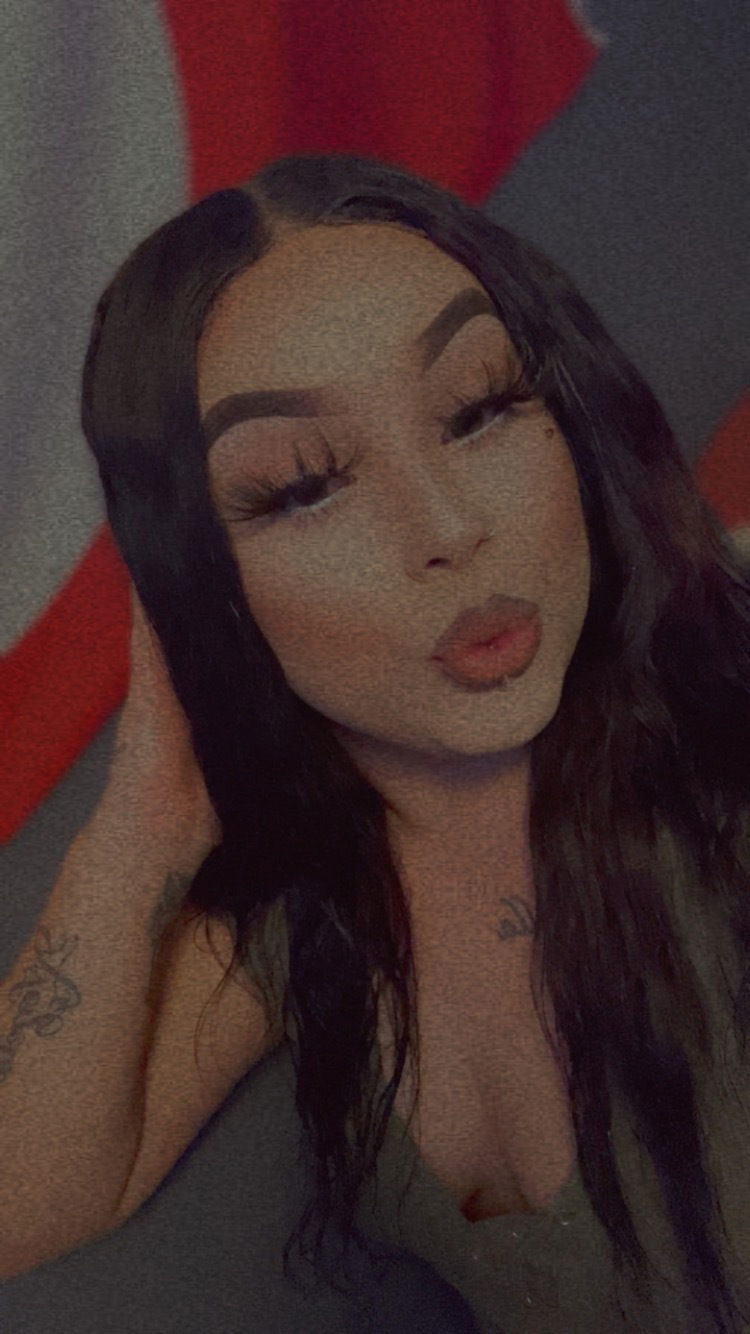 Yvette's avatar