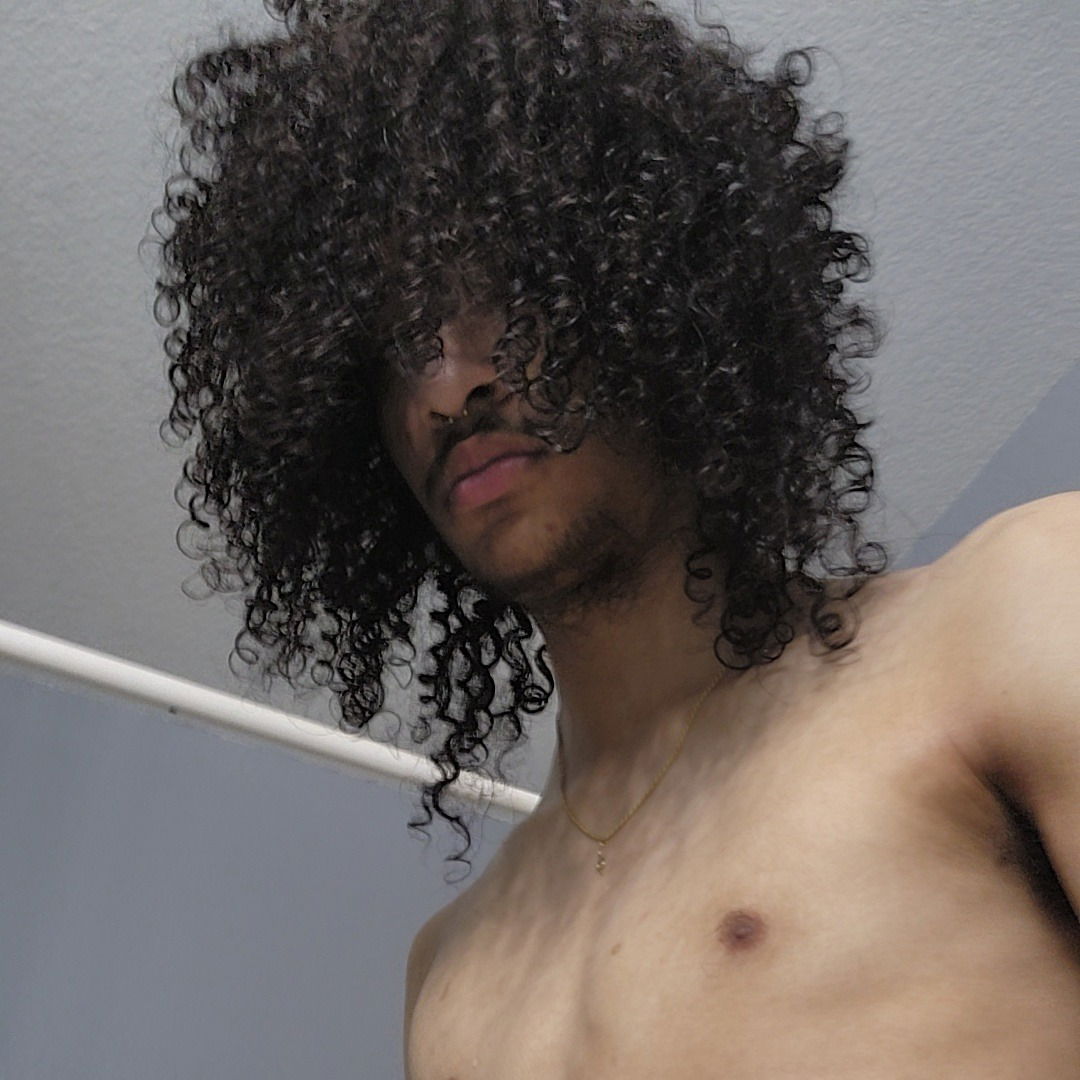 Skinny 🔞's avatar