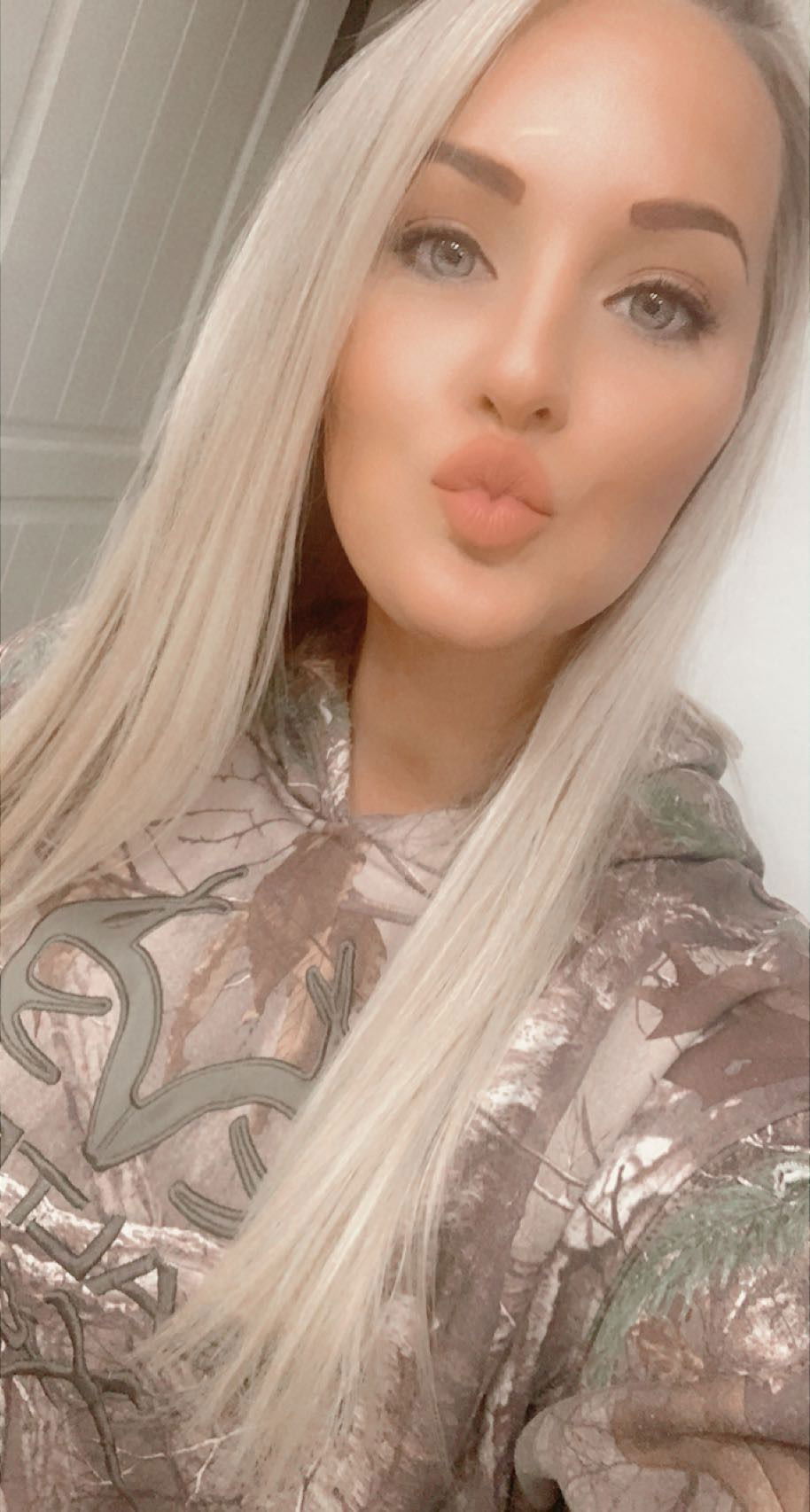 Emily 🖤's avatar