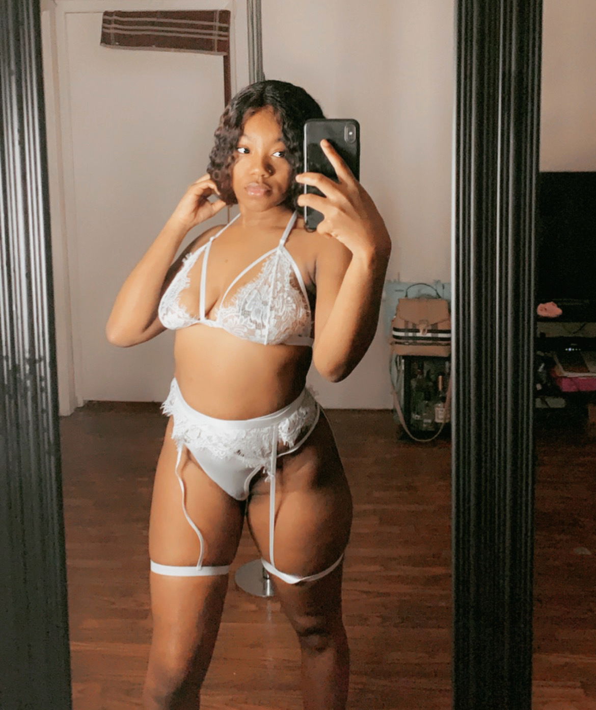 Itty Bitty🥵's avatar