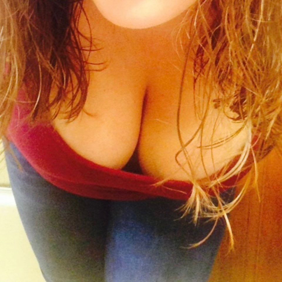 Jenny Chest Cherries 🍒's avatar