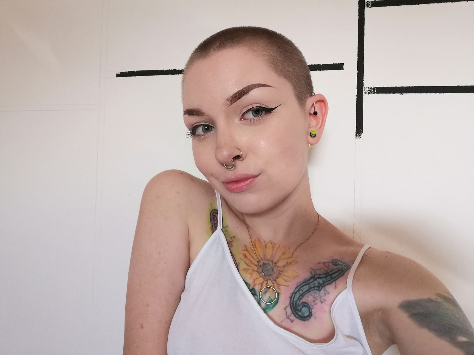✨Bald Baby✨'s avatar