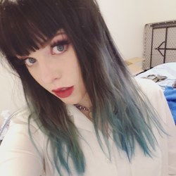 b a m b i's avatar