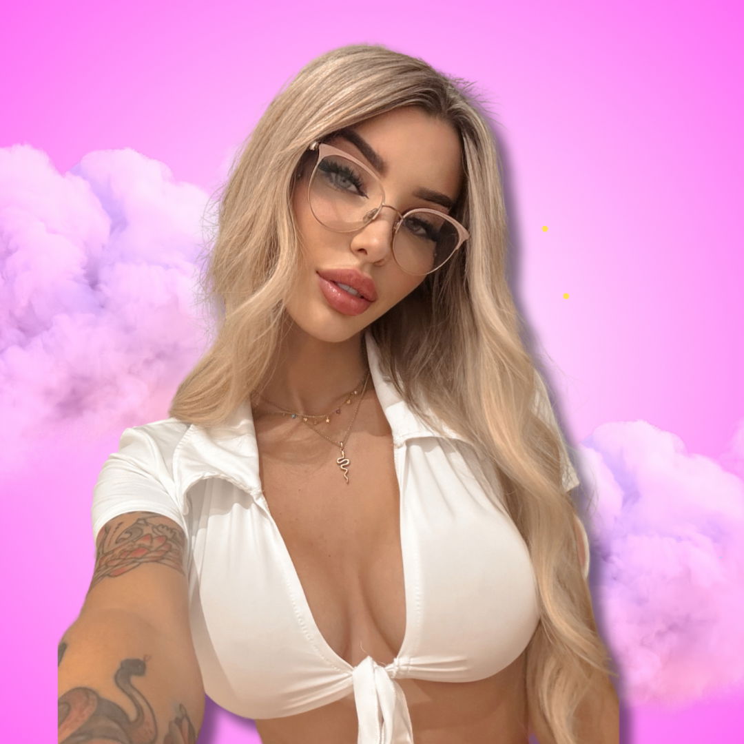 𝗕𝗮𝗿𝗯𝗶𝗲💗Sexy Cheerleader's avatar