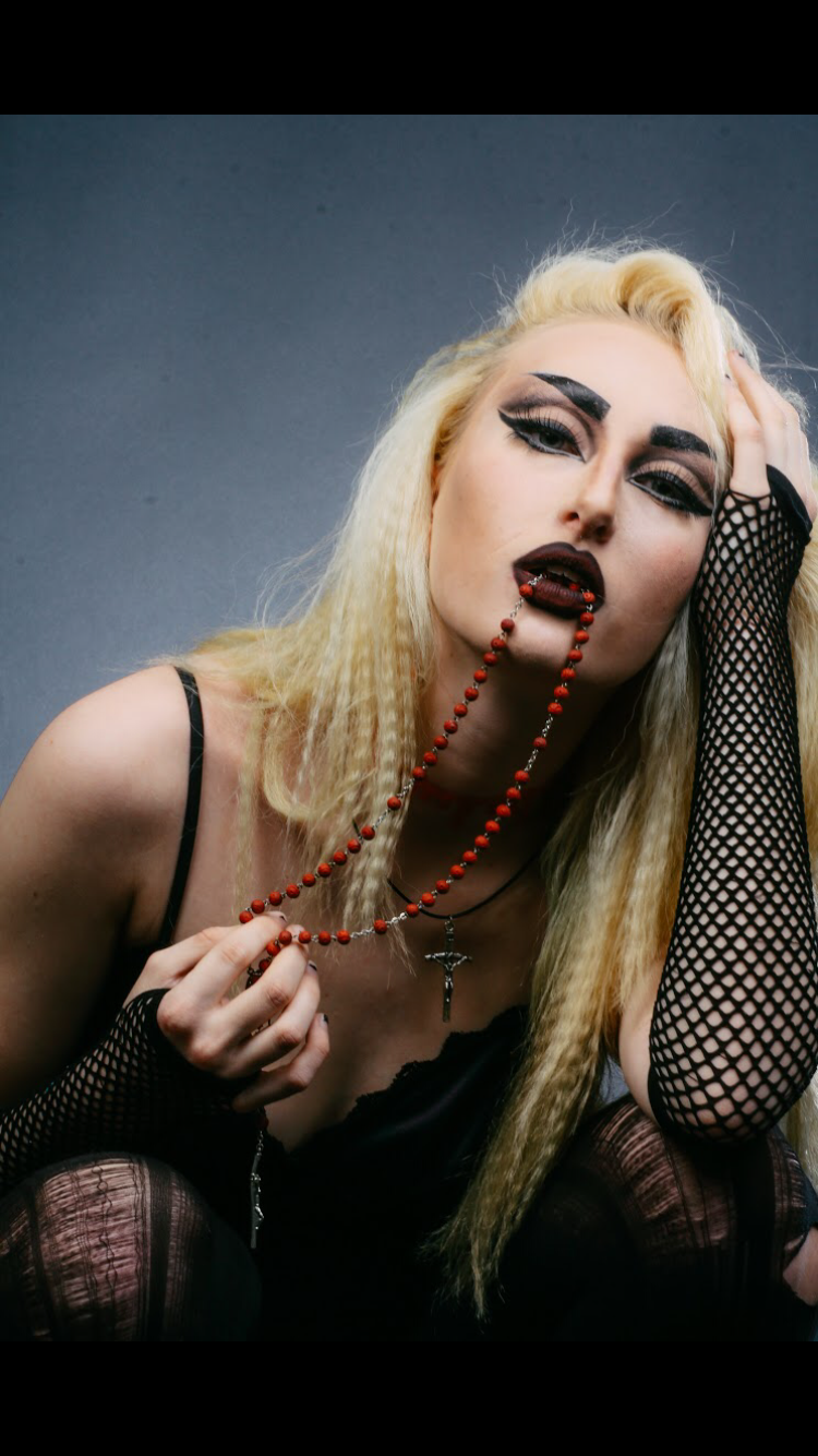 Goth Barbie's avatar