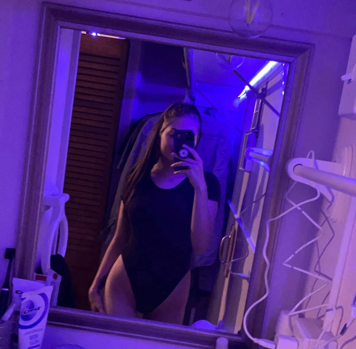 Kirsten🖤's avatar