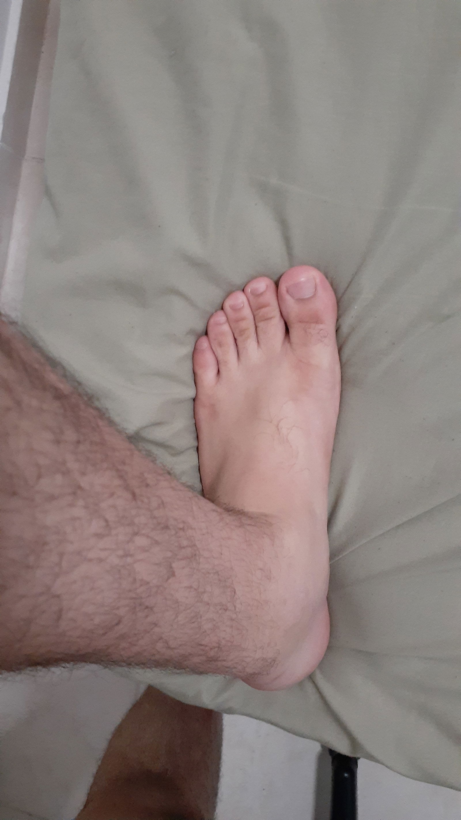 beautiful feet's avatar