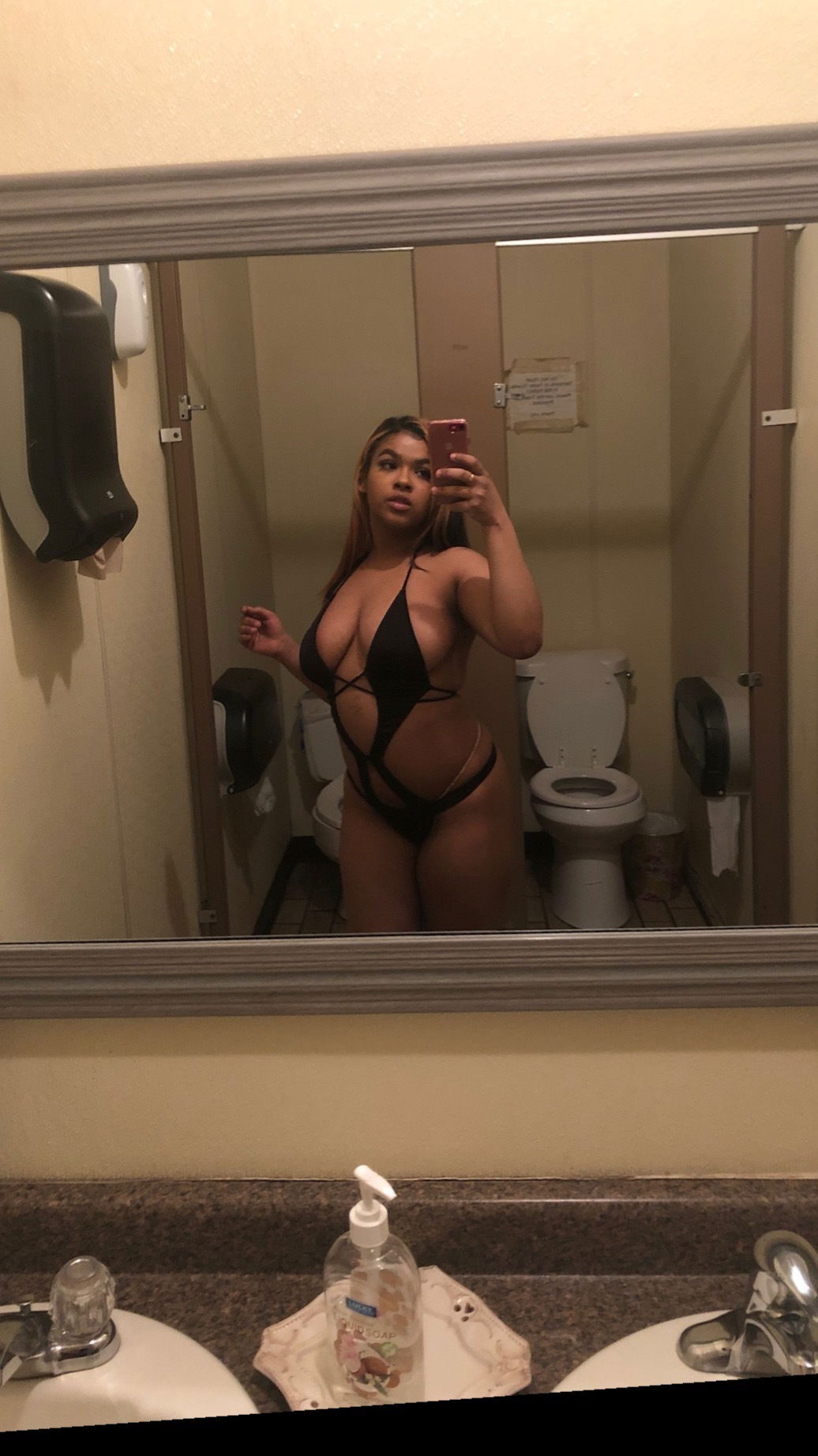 ItsKrizmaa's avatar