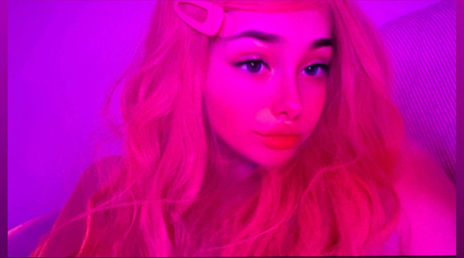 вєℓℓα вυηηι яσѕє's avatar