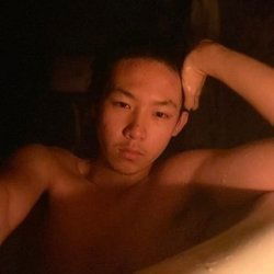 benny 🌿's avatar