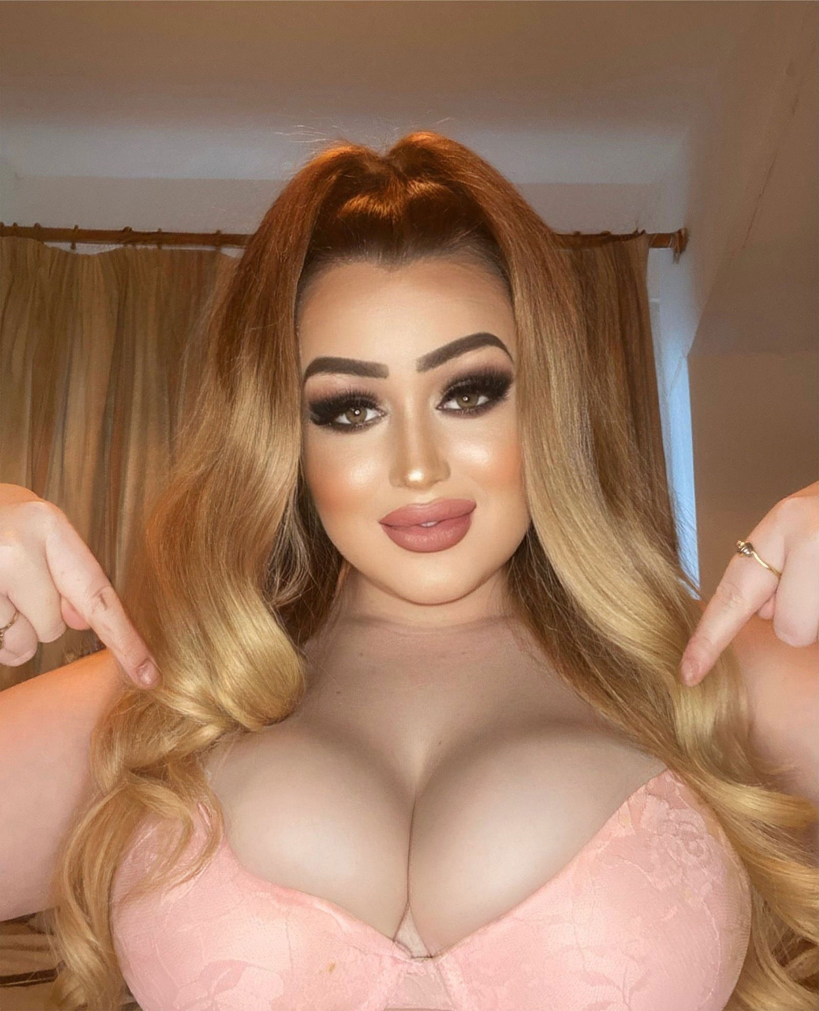 Molly PAWG's avatar