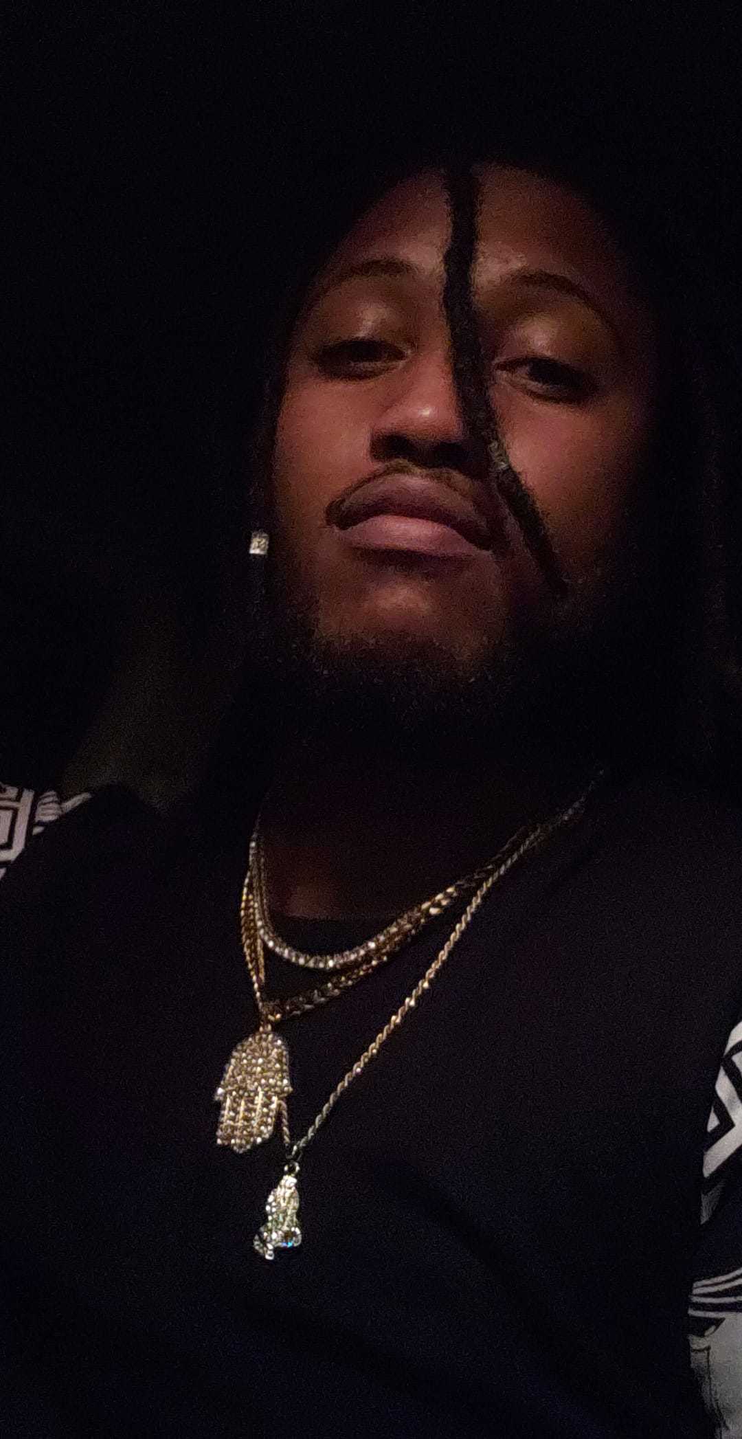 Mi$hi23's avatar