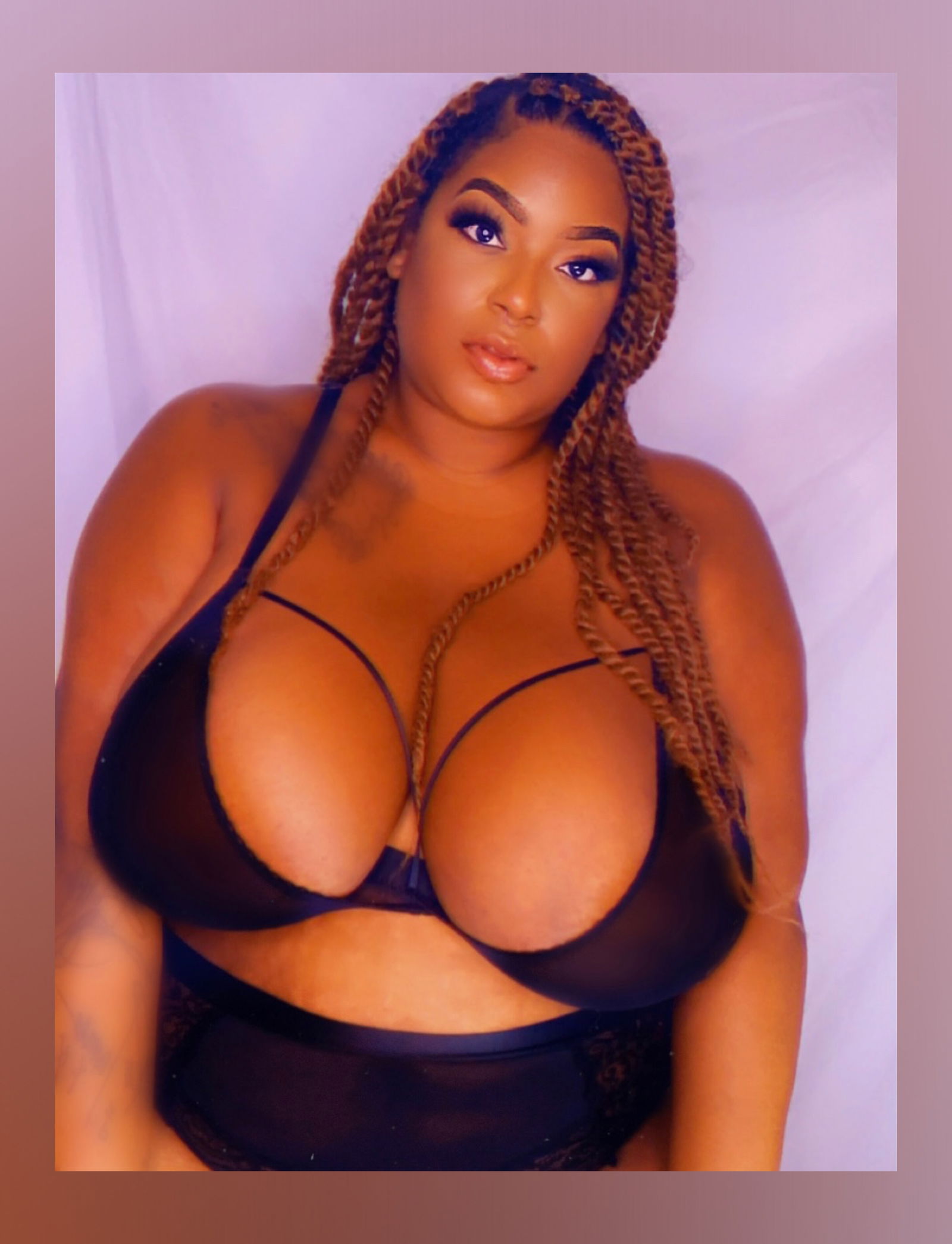 MOMMY MELONS's avatar