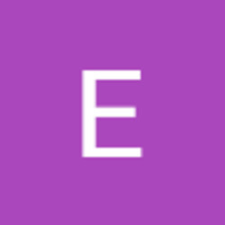 Essi's avatar